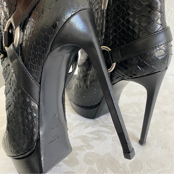 Saint Laurent Black Python platform boots - Picture 8 of 16